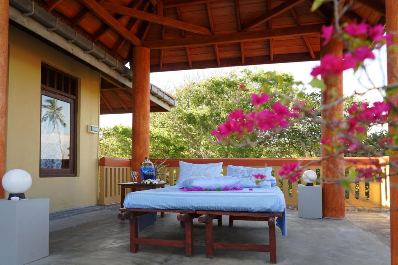 Villa Lucky Star Tangalle Extérieur photo