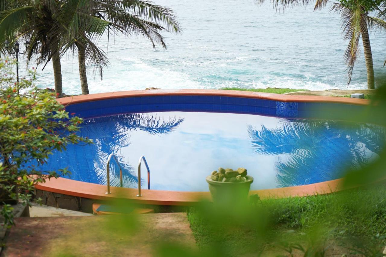 Villa Lucky Star Tangalle Extérieur photo